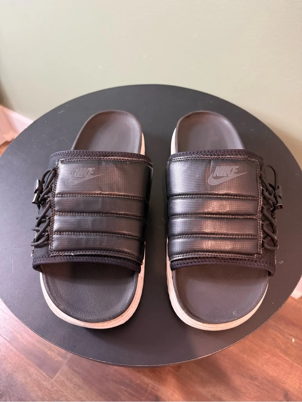 Nike men slide